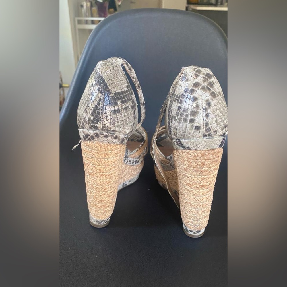 Previously owned Shultz wedges. US size 7 - Picture 3 of 6